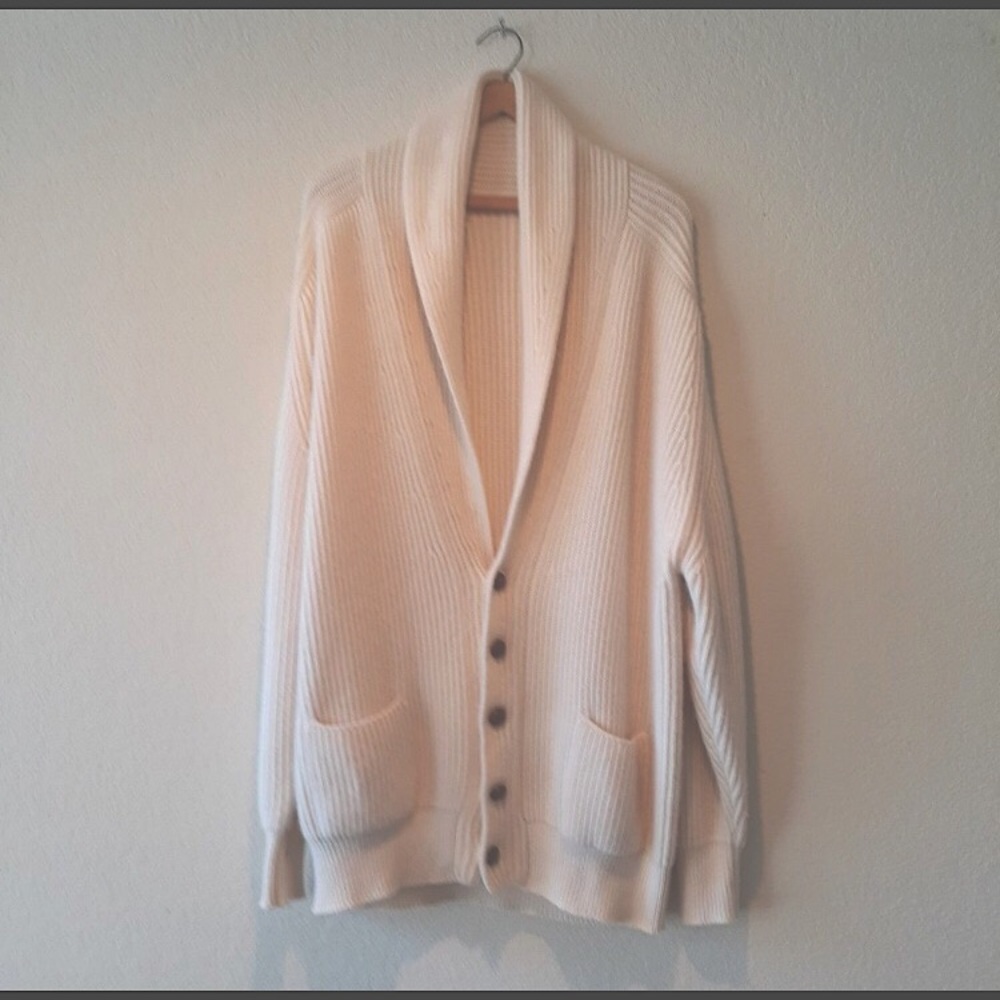 ISO this Belinda Robertson Cashmere Cardigan Made in Scotland